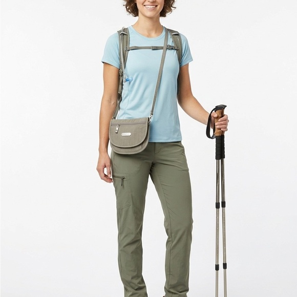 Baggallini Handbags - Baggallini beige Crossbody hiking travel Bag